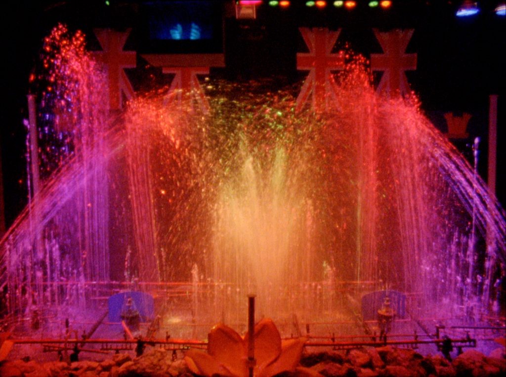 4. The Watershow Extravaganza, Sophie Michael